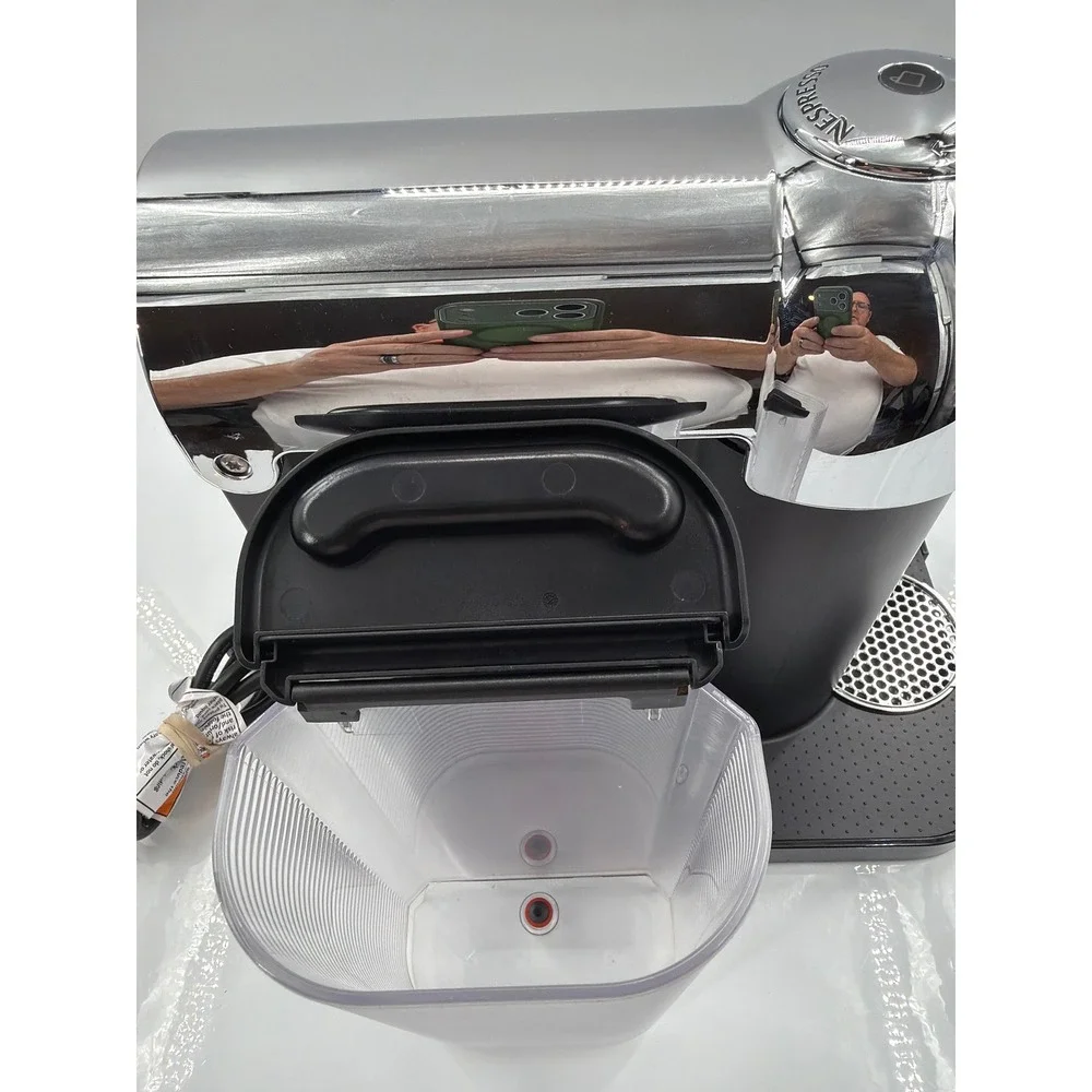 Nespresso Vertuo Evoluo Coffee Espresso Machine Breville Chrome Black BNV220CRO - Picture 8 of 8